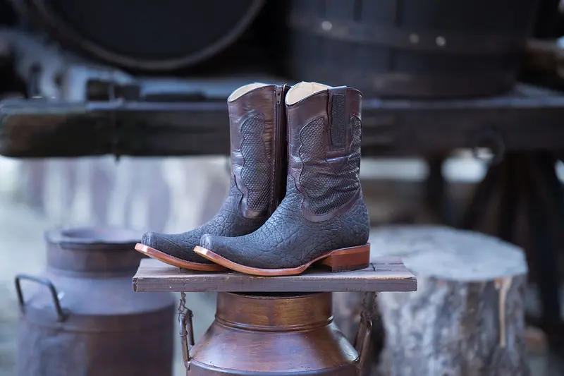 Roper Boots, Bild 3